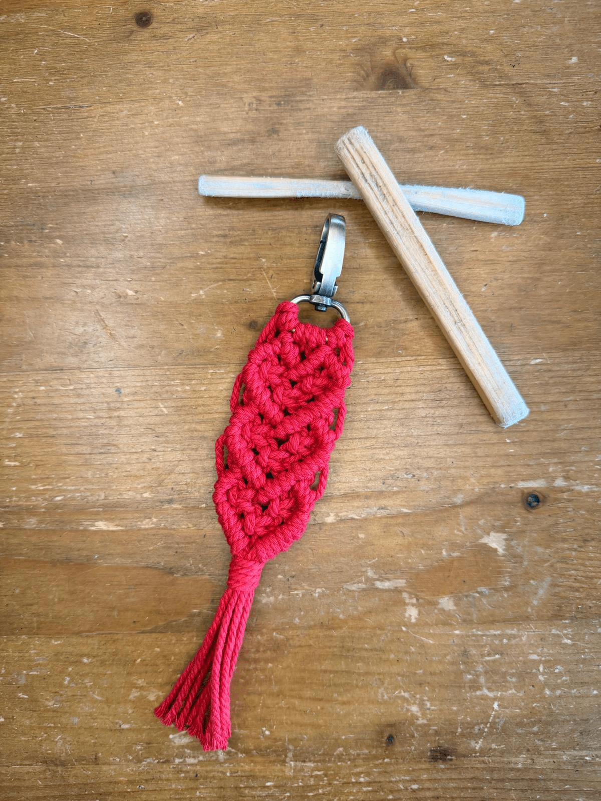 Zoom Porte-clés macramé trio cœur